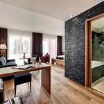 Szálloda Waldhotel 4*