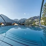 Waldhotel 4*