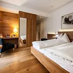 Szálloda Waldhotel Arosa