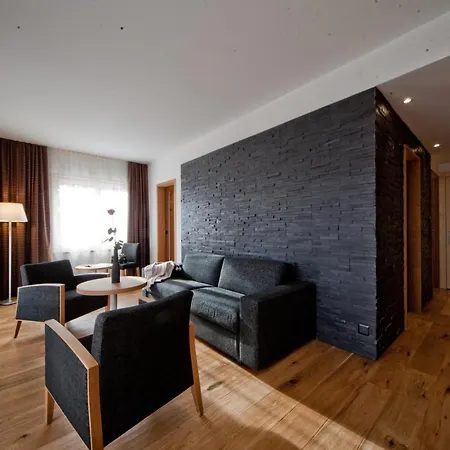 Hotel Waldhotel