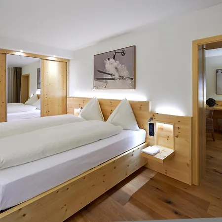 Waldhotel Ξενοδοχείο Αρόζα