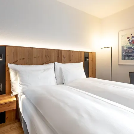 Waldhotel Αρόζα