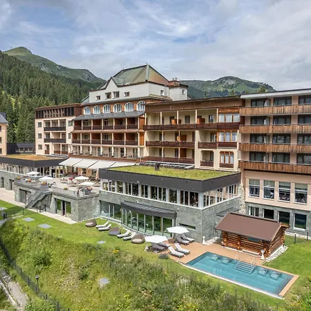 Waldhotel Ξενοδοχείο Αρόζα