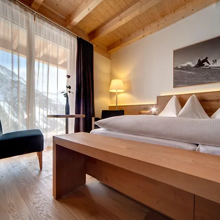 Waldhotel Ξενοδοχείο Αρόζα