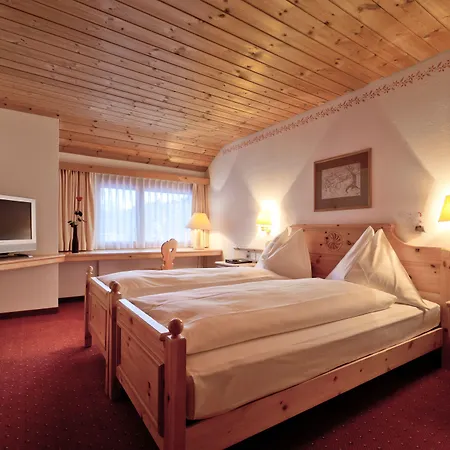 Waldhotel 4* Αρόζα