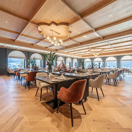Waldhotel Ξενοδοχείο