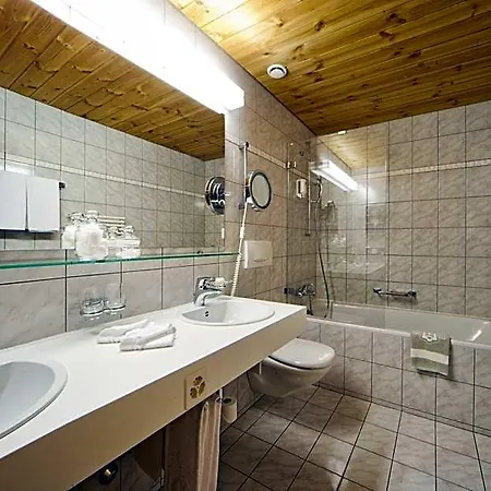Ξενοδοχείο Waldhotel
