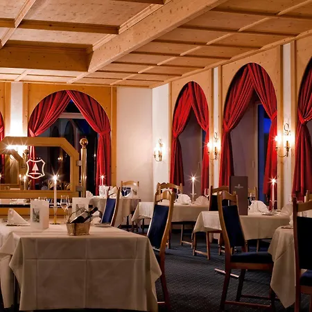 Waldhotel Hotel 4*