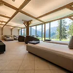 Waldhotel 阿罗萨