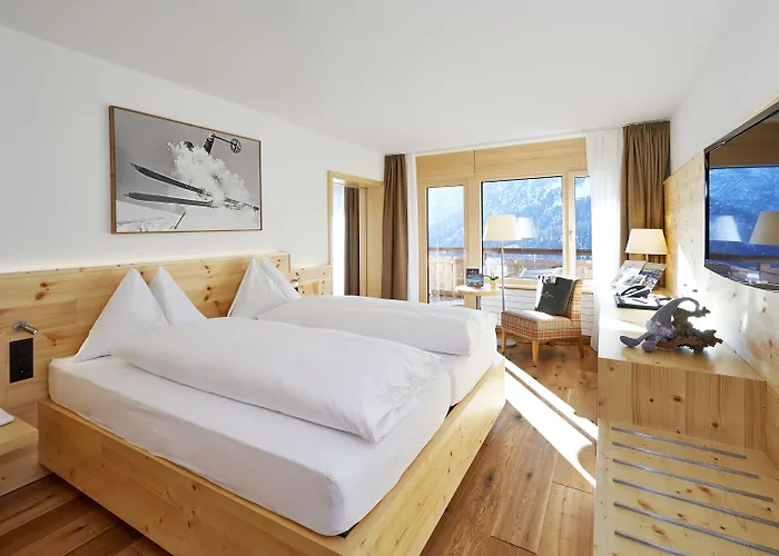 Waldhotel Hotel 4*