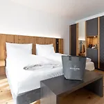 Waldhotel 4*