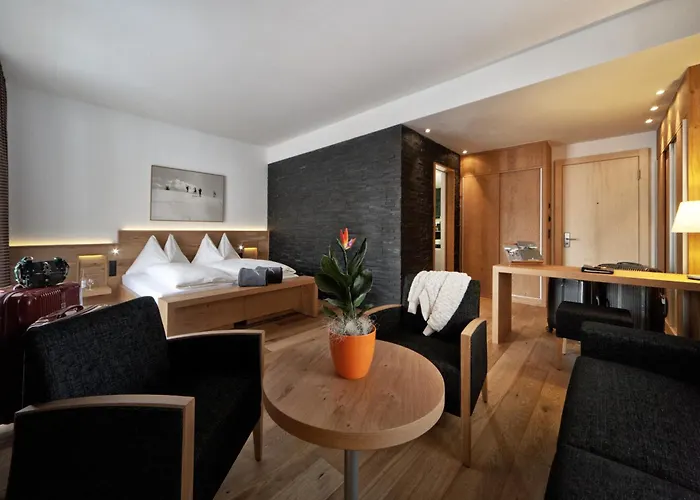 Waldhotel Szálloda Arosa